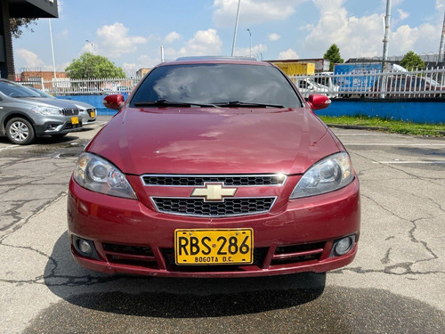Imagen 3 de 25 de Chevrolet Optra Advance 2010