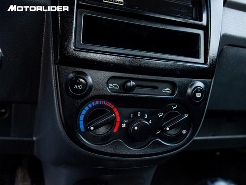 Imagen 15 de 25 de Chevrolet Spark Ls 1.0 Extra Full | Permuta / Financia