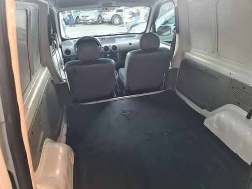 Imagem 6 de 6 de Renault Kangoo 1.6 Express 16v Gasolina 3p Manual