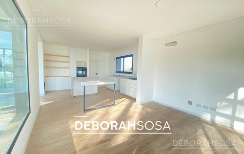 Casa En Venta 6 Ambientes Al Agua - El Canton Zona Norte