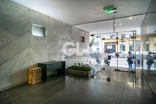 Imagen 28 de 30 de Oficina 113 M2, 2 Baños, 2 Patios, Kitchenette.