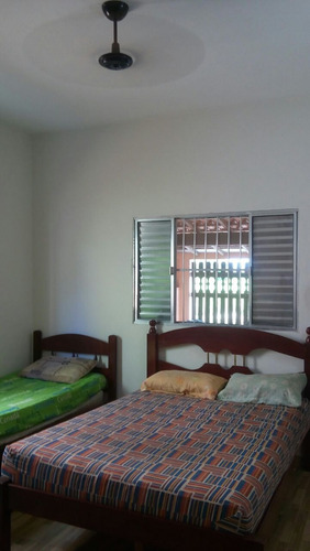 Alugo Casa De Praia Para Finais De Semana E Temporadas, Ótima Localização Á 294 Metros Da Praia, Casa Bem Cuidada Por Caseira, Arejada, Limpa, Sem Mofo Ou Bolor, Acomodação Para Até 11 Pessoas.