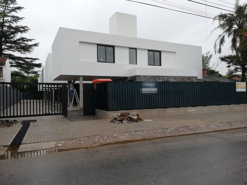 Villa Belgrano - Tres Dormitorios - Complejo Cerrado - Housing - A Estrenar - Categoria