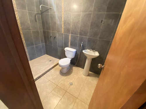 Imagen 6 de 13 de Town House En Alquiler Conjunto Cerrado, Sin Amoblar, 110 Mts2, En San Diego Pueblo. (kcl-vip)
