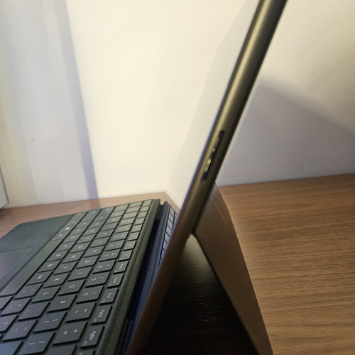 Microsoft Surface Pro 9 I5-1235u Evo 8gb Lpddr5 256gb Touch (Usado)