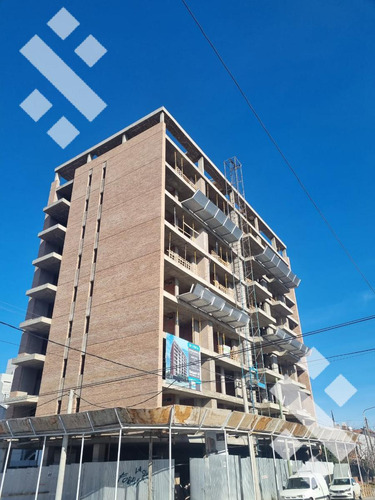Venta Departamento De 3 Dormitorios En Venta - Neuquén Capital