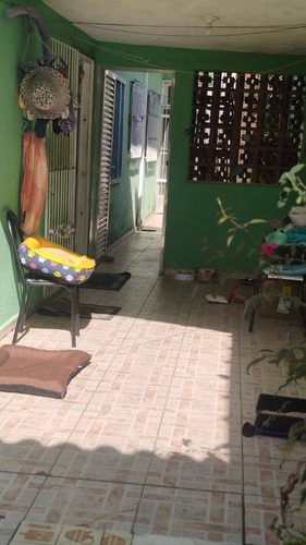 Imagem 12 de 13 de 5606- Casa 2 Dormitórios Lado Pista Itanhaém