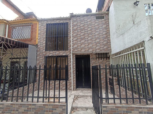 Casa En Arriendo En Cali Villas De Veracruz. Cod 105737
