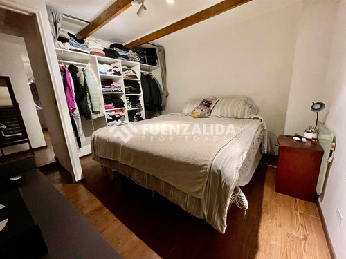 Casa En Venta De 3 Dorm. Con 140 Mt2 De Terreno En Maipú