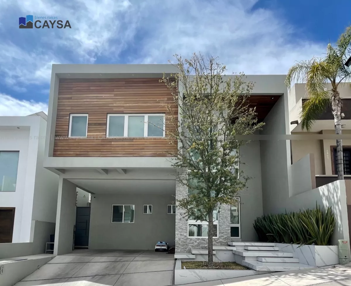 Casa En Venta En Rincones De San Francisco (acabados De Lujo