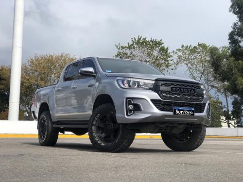 Toyota Hilux Pick-up 2.8 Cd Srx 177cv 4x4