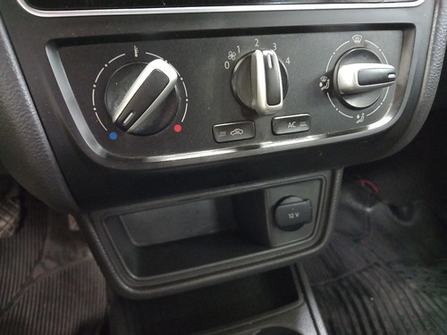 Imagen 11 de 15 de Vw Gol Trend 1.6 Sportline 5p 2015