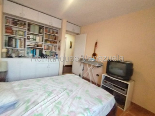 Valeria Chong Apartamento Venta Para Remodelar A Tu Gusto Barquisimeto Lara Zona Este El Parque Residencial Economico Codigo Inmobiliaria Rent-a-house 25-24629