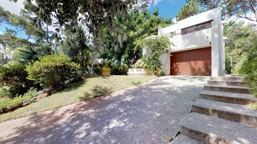 Casa En Lugano - Consulte!!!!!!- Ref: 2749