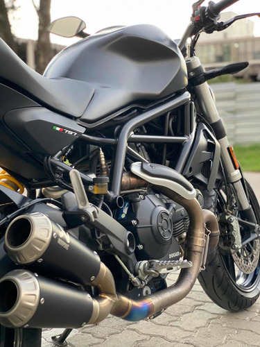 Ducati Monster 797