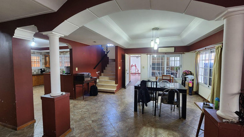 Venta · Casa En Lomas Del Mirador