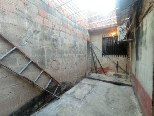 Imagen 12 de 14 de Se Vende Comoda Casa En Caña De Azucar Maracay Nb