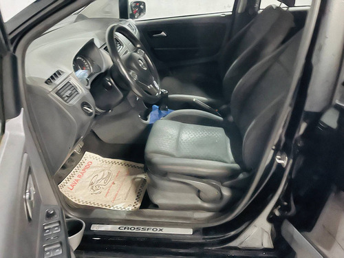 Imagem 8 de 13 de Volkswagen Crossfox 1.6 Mi Flex 8v 4p Manual