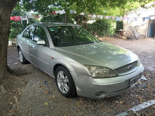 Ford Mondeo 2002 2.0 Ghia