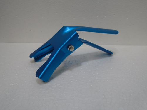 Pinza Para Embudo De Filtracion Azul Advantech