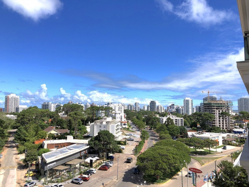 Apartamento En Venta A Estrenar En Edificio De Diseño!