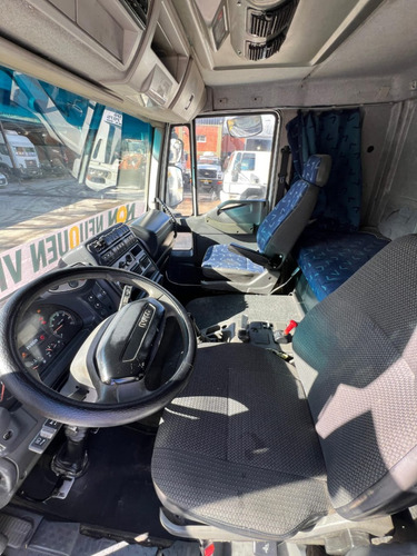 Iveco Cursor 330 Camión Con Eje Neumático Usado Nqnmaq
