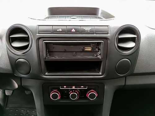 Imagem 8 de 15 de Volkswagen Amarok 2.0 4x2 Cs 16v Turbo Intercooler
