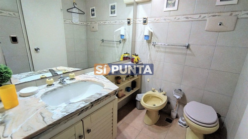 Imagen 18 de 21 de Apartamento En Venta - Zona Península.