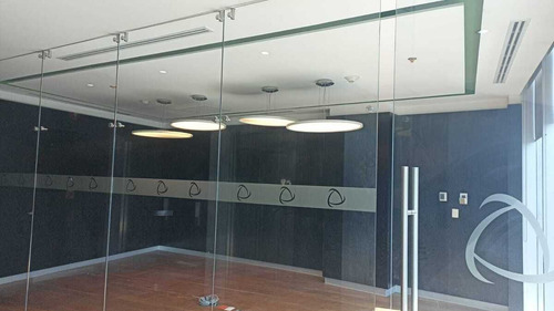 Oficinas Bien Ubicada En Renta