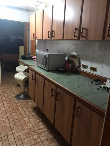 Imagen 9 de 13 de Se Vende Hermosa Casa Quinta Predio De Oportunidad En La Urb. Andres Bella La Mejor Zona De Maracay Aragua 04243785803