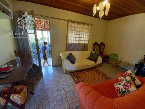 Imagem 9 de 14 de 1.000 M², 02 Dormitórios, Área De Serviço E Pomar !!