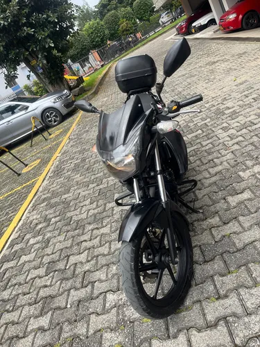 Moto Apache Dos Válvulas Modelo 2022, Única Dueña 26,000 Km