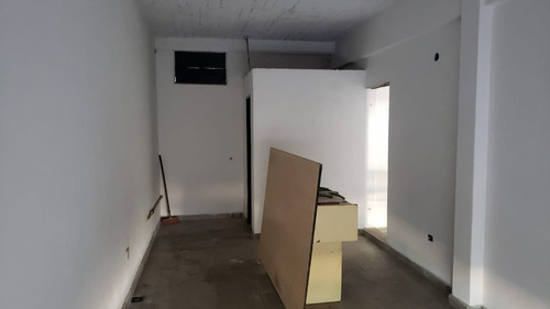 Venta De 3 Departamentos Mas Dos Locales Comerciales