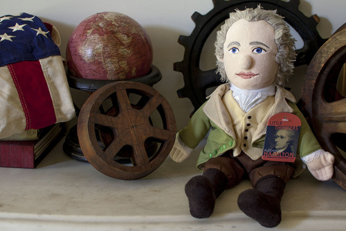 Muñeco De Peluche The Unemployed Philosophers Guild Alexande