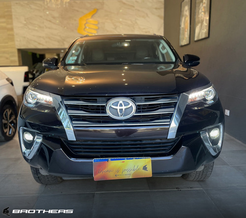Toyota Hilux Sw4 2.8 Srx 177cv 4x4 7as At