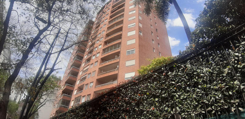 Duplex Con Cochera Vista Abierta, Pileta Y Jardín En Belgrano
