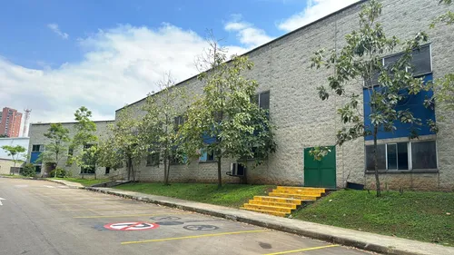 La Estrella Bodega 13.000m2