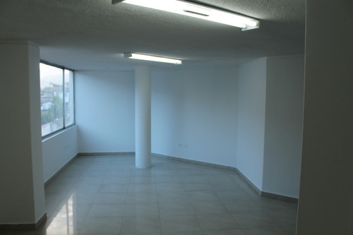 Imagen 1 de 9 de Arriendo, Locales, Zona Segura, Oficinas,consultorios,academias,etc