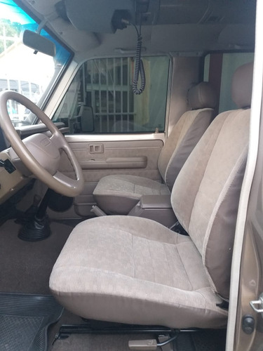 Imagen 10 de 13 de Toyota Machito Vx