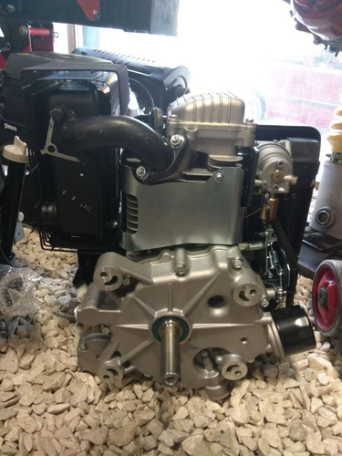 Imagen 4 de 8 de Motor A Nafta 15,5hp Tractor De Jardin Cortacesped