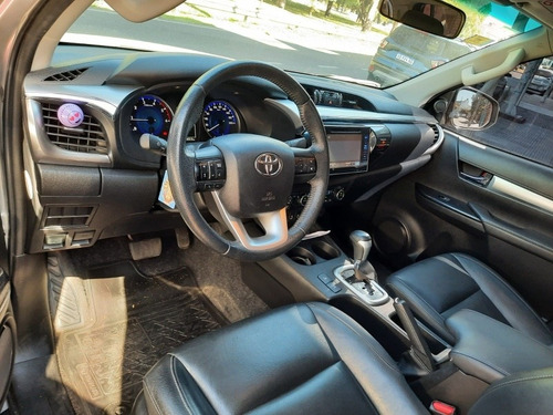 Imagen 12 de 12 de Toyota Hilux 2.8 Srx 4x4 Automatica 45.000kms Permuto