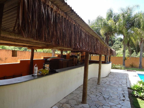 Chácara À Venda, 3 Quartos, 1 Suíte, 2 Vagas, Pinheirinho - Vinhedo/sp - 9069