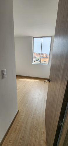 Venta O Arriendo De Iluminado Apartamento Para Estrenar En Zipaquirá Con Garaje Y Depósito