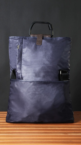 Imagen 2 de 6 de Bolso Metal Grip No End 38956 Hombre