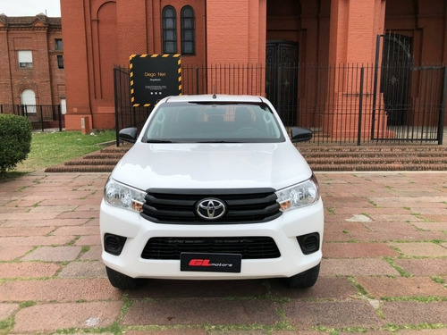 Toyota Hilux 2.4 Dx Diesel 2017 (( Gl Motors )) Financiamos!