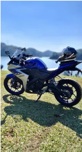 Imagem 1 de 4 de Yamaha Yzf R-3 321