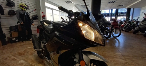 Imagen 13 de 15 de Yamaha R15 - Usado - Ahora 12/18