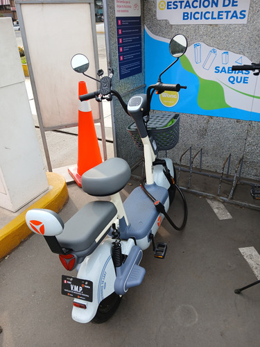 Moto Electrica Marca Yadea 2025