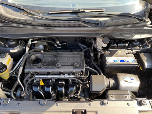Imagem 11 de 12 de Hyundai Ix35 2.0 Mpfi Gls 4x2 16v 2011