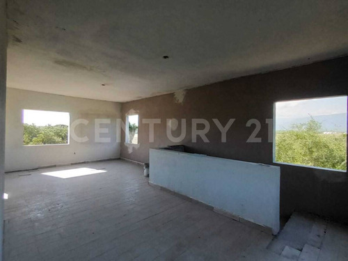 Quinta En Venta En Ejido La Esperanza En Cadereyta Jimenez